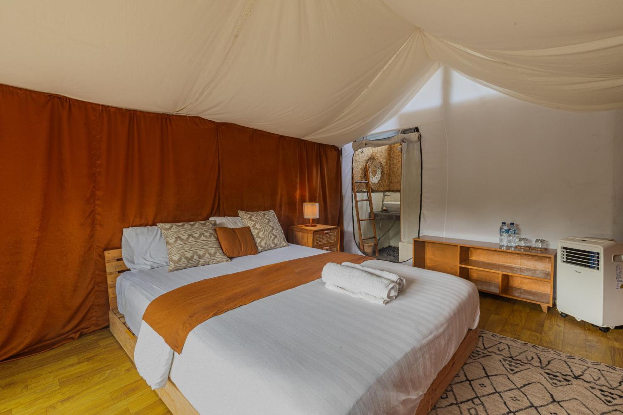 Camani Glamping Hotel Karangasem Exterior foto