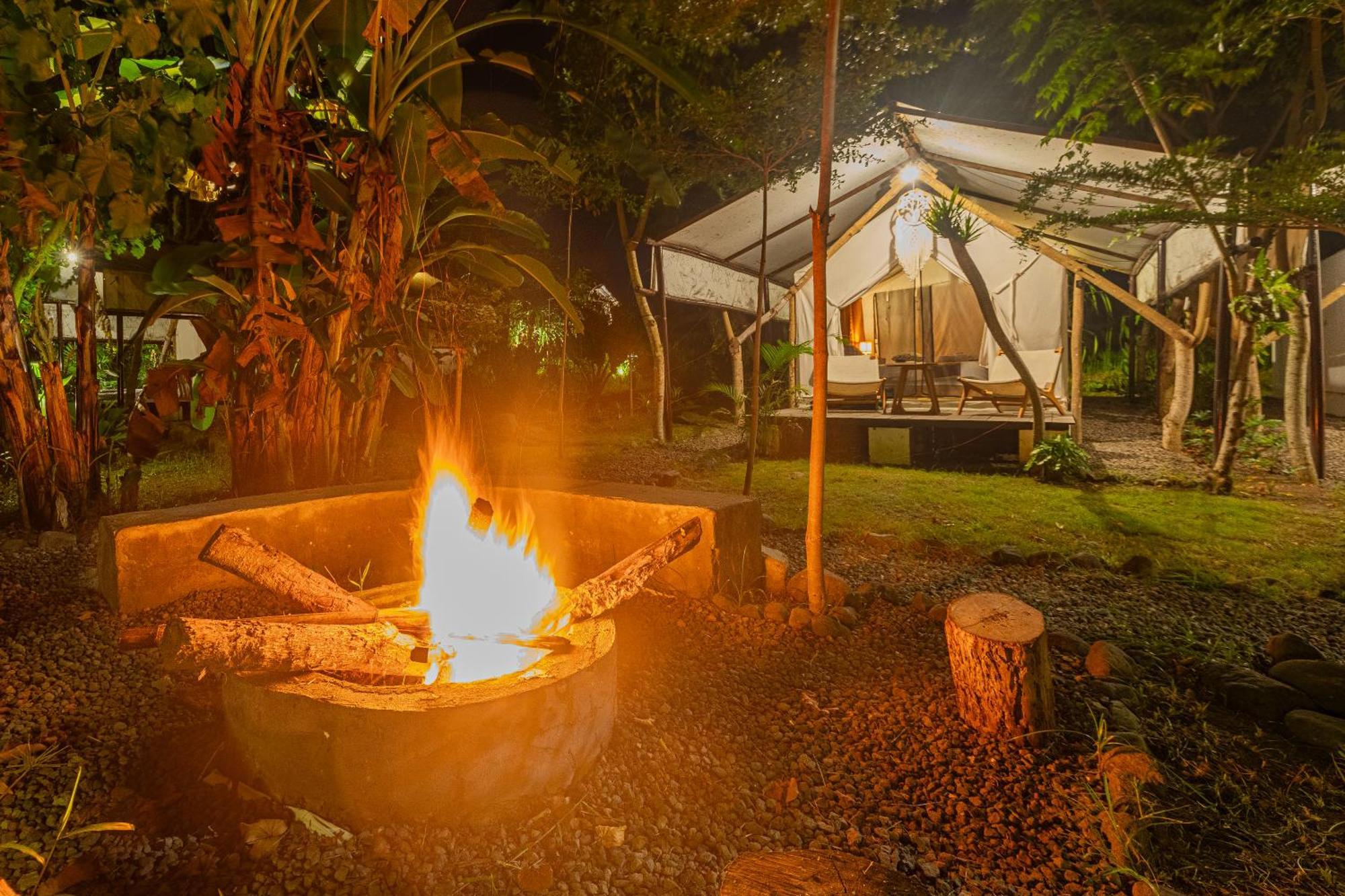 Camani Glamping Hotel Karangasem Exterior foto