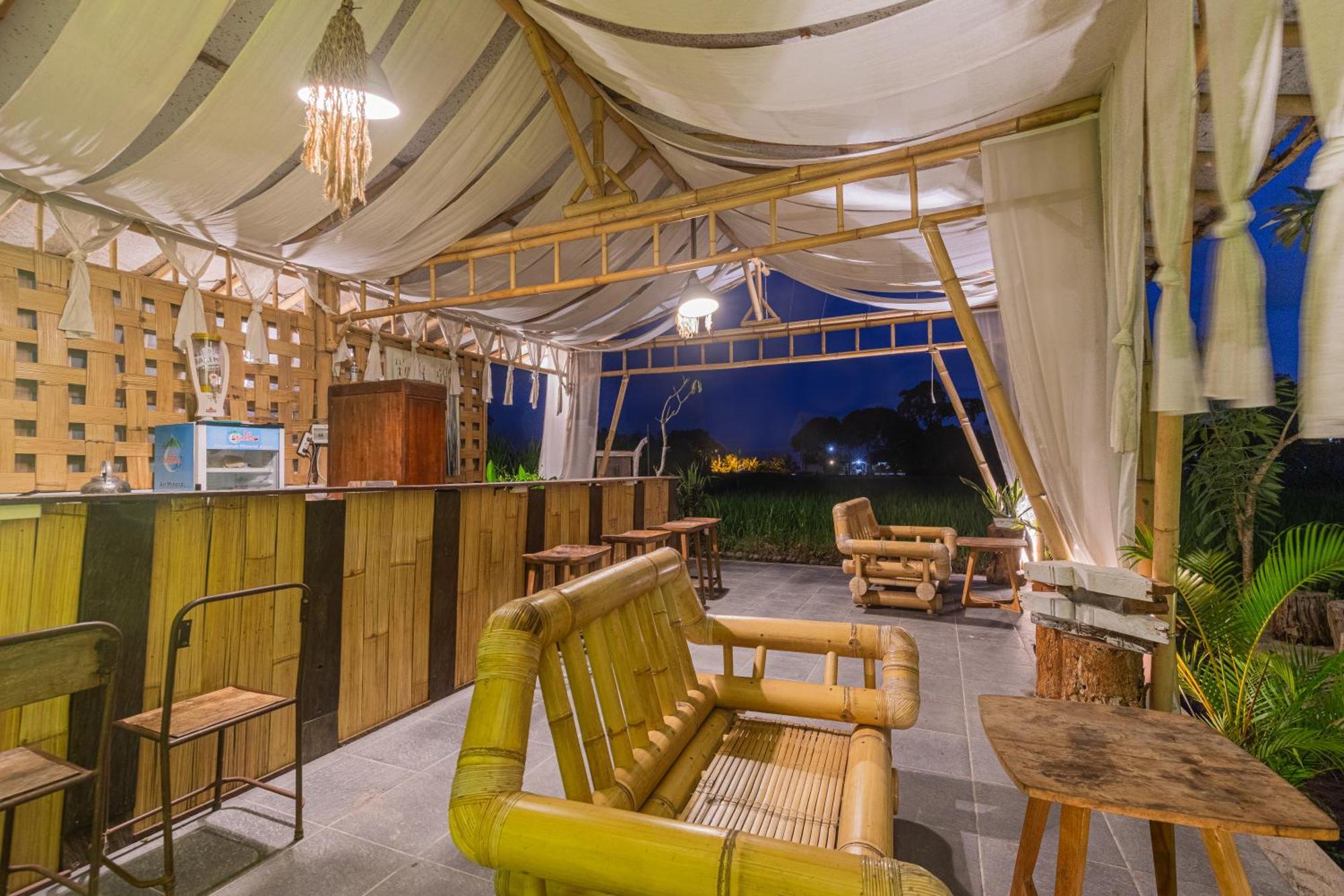 Camani Glamping Hotel Karangasem Exterior foto
