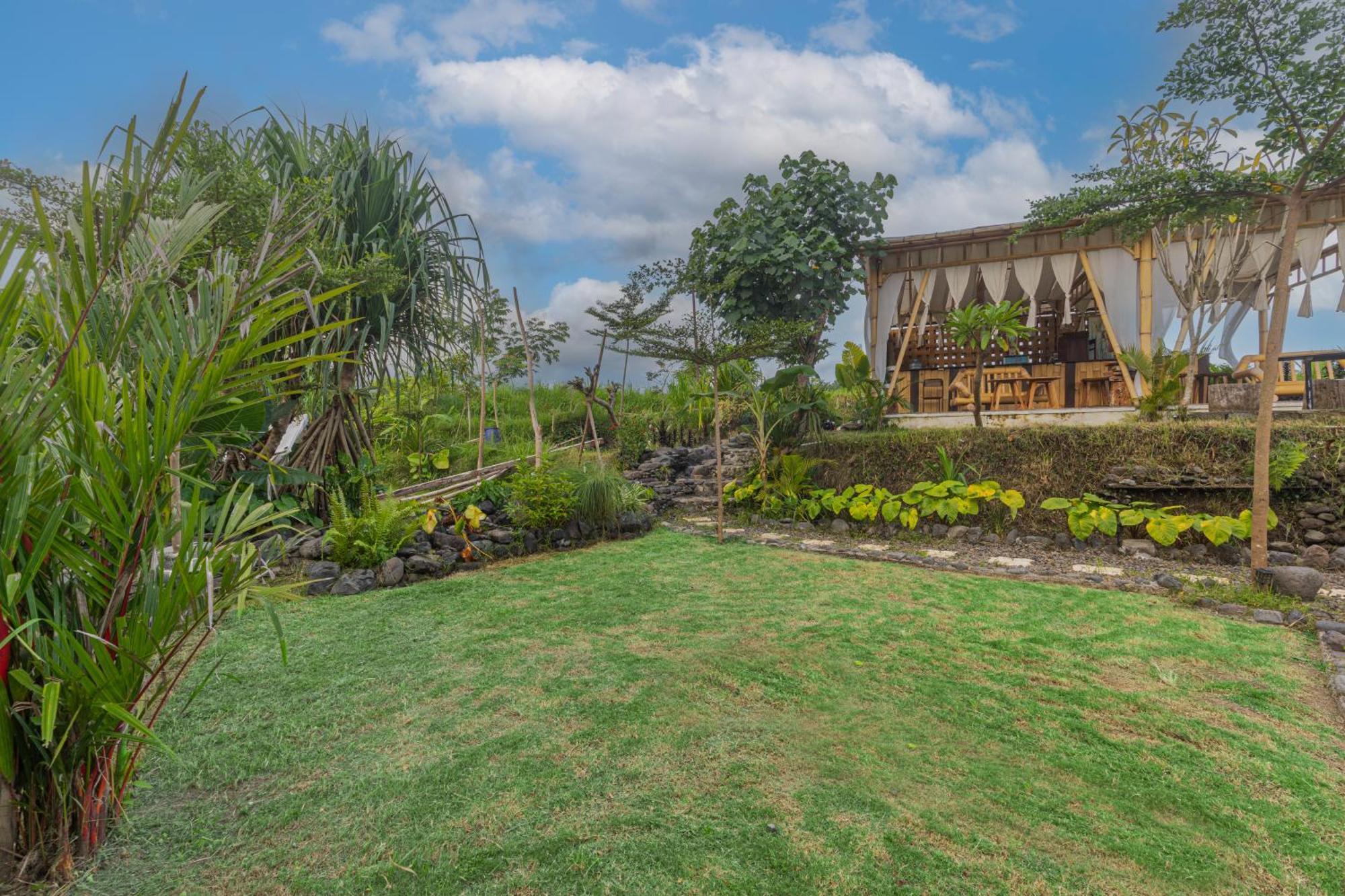 Camani Glamping Hotel Karangasem Exterior foto