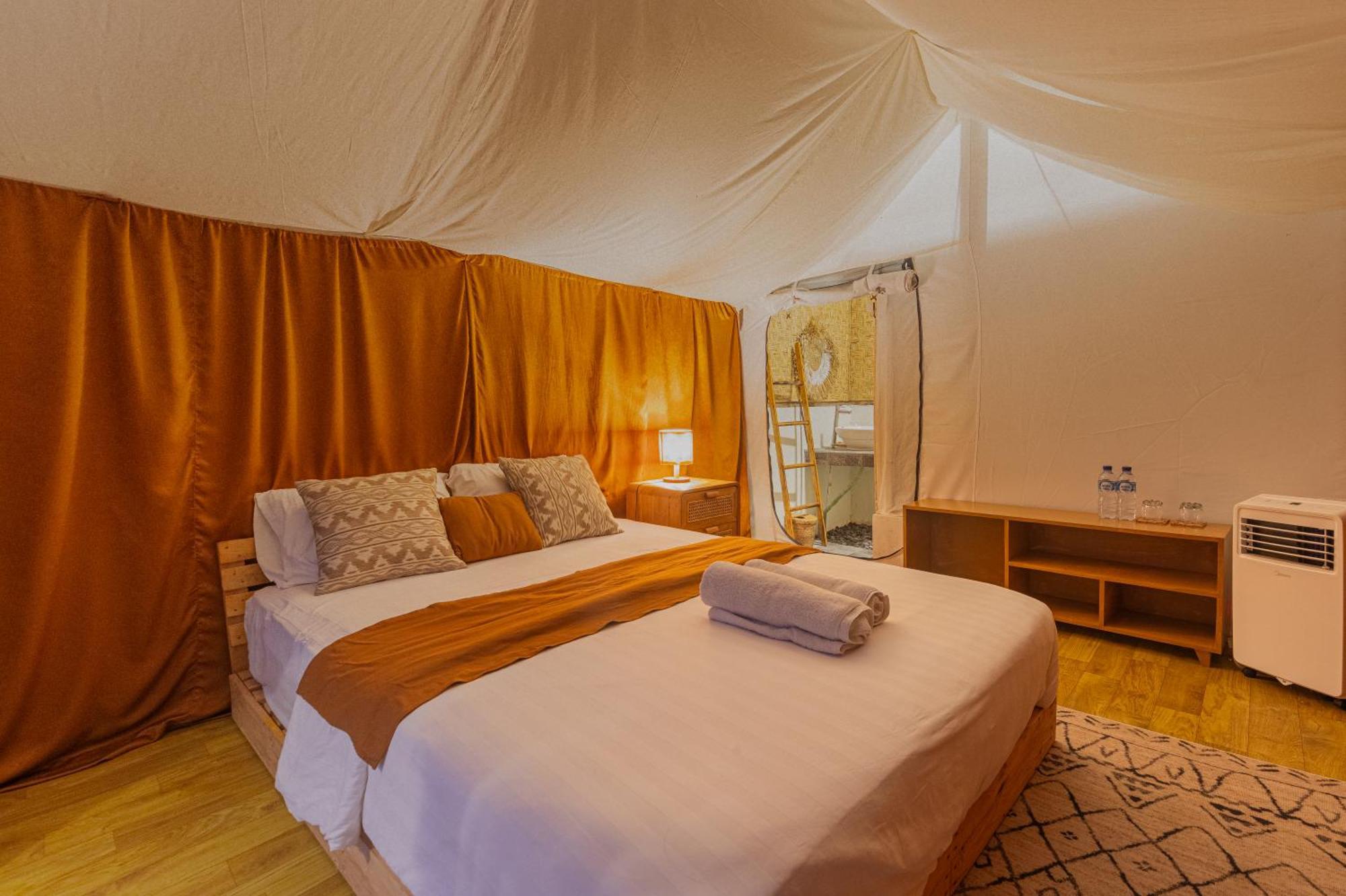 Camani Glamping Hotel Karangasem Cameră foto